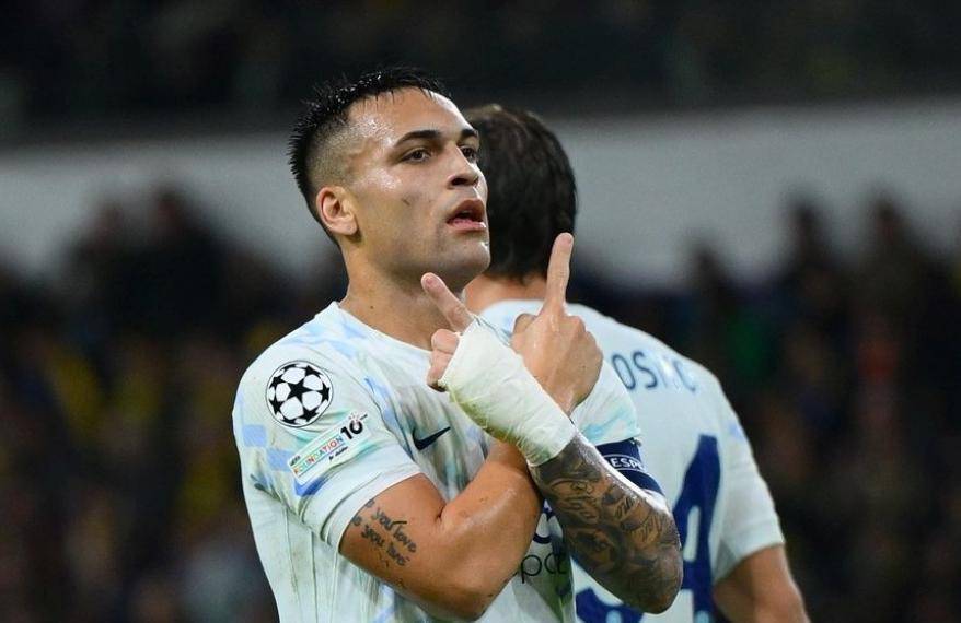 20岁超新星传射,劳塔罗独享欧冠第一,国米4-0大胜宣战卫冕冠军