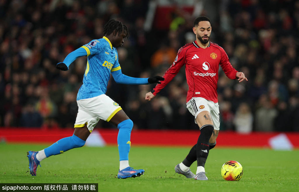 贝尔纳多·席尔瓦:达洛特该被红牌罚下?“50-50”的判罚全都对曼城不利